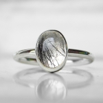 Pierścionek srebrny z kwarcem z turmalinem - Dawid Pandel w Biżuteria/Pierścionki